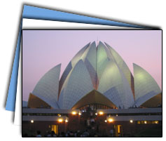 Lotus Temple, Delhi Tour Packages